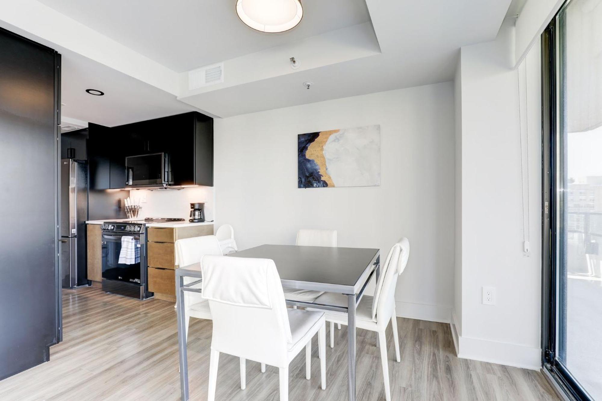 2Br Executive Apartment In Prime Location อาร์ลิงตัน ภายนอก รูปภาพ