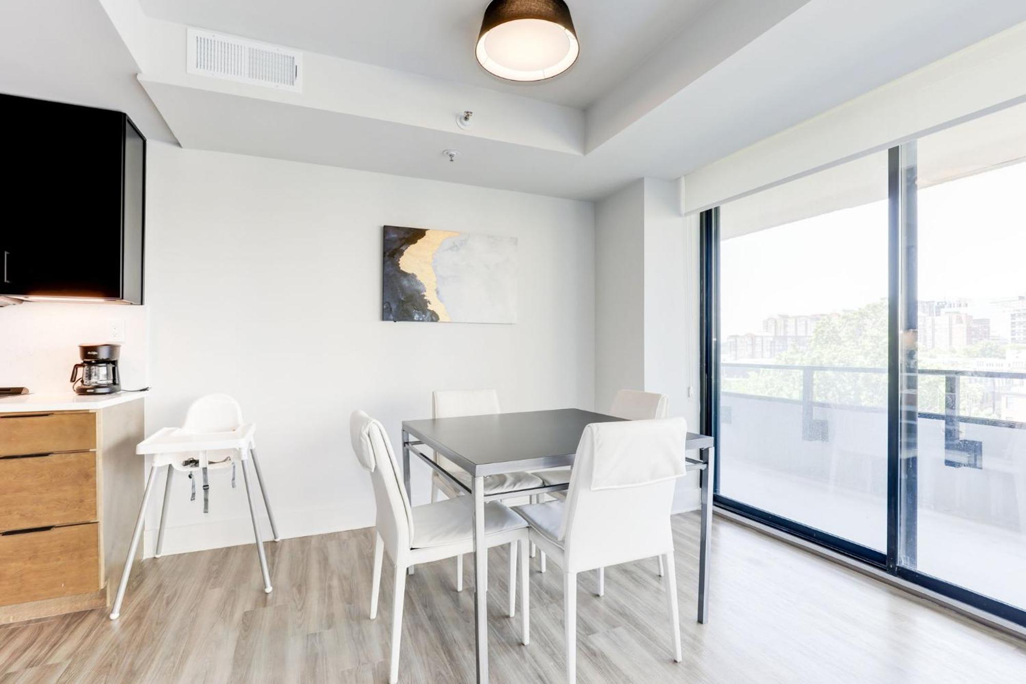2Br Executive Apartment In Prime Location อาร์ลิงตัน ภายนอก รูปภาพ