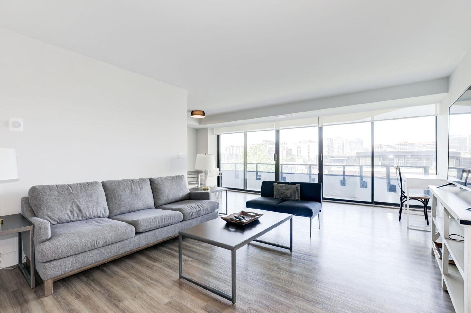 2Br Executive Apartment In Prime Location อาร์ลิงตัน ภายนอก รูปภาพ
